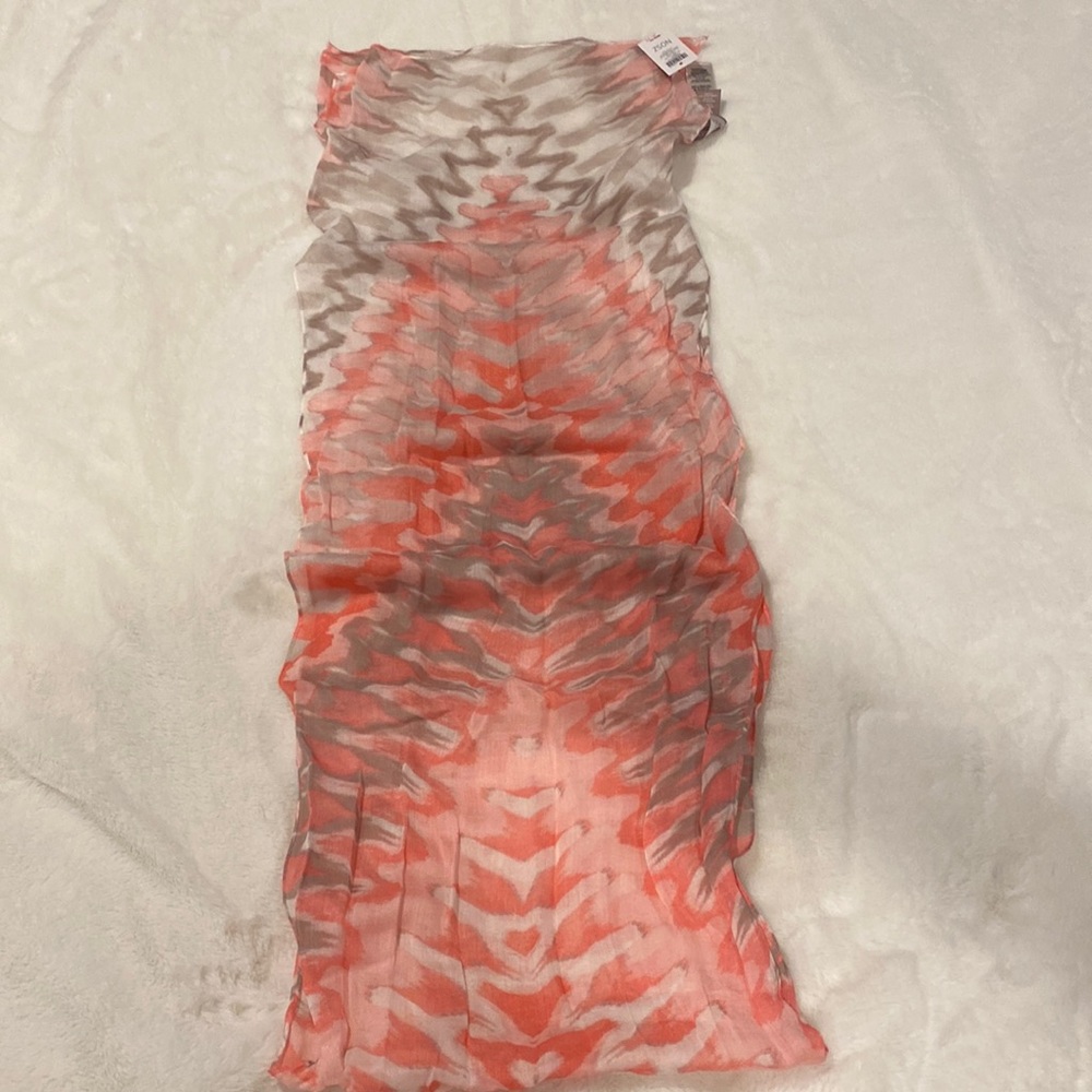 CHICO’S woman’s summer scarf